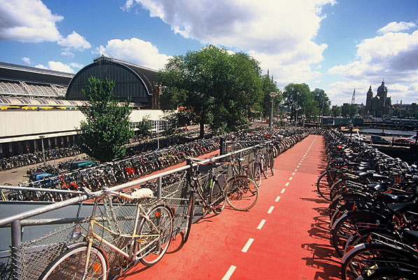Парковки для велосипедов уникальный дизайн